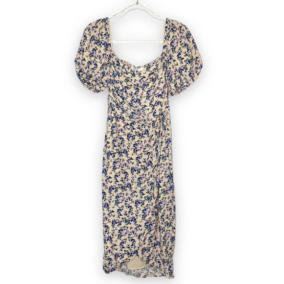 ASTR | Square Neck Bubble Sleeve Dress in Cream Multi Ditsy Small - Picture 3 of 7